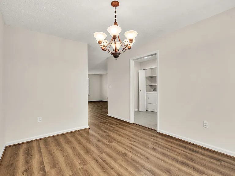 925 Cleveland St #289 — Photo 9