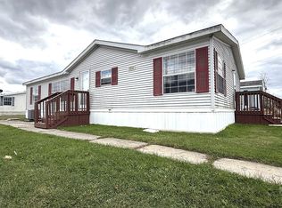 311 Kerry Ln, Northville, MI