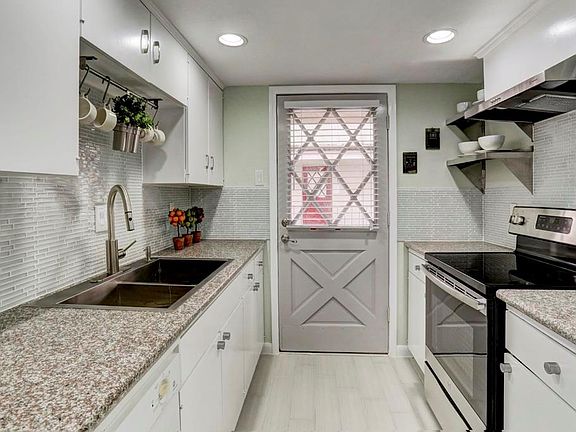 4th image of 12633 Memorial Dr APT 228