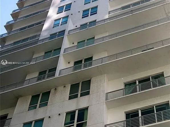 234 NE 3rd St APT 504, Miami, FL 33132