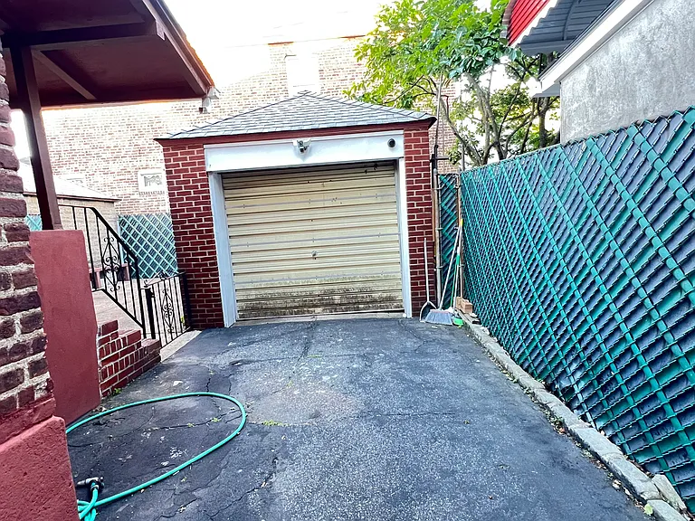 9229 Gettysburg St #1 — Photo 10