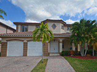 6541 SW 163rd Ct, Miami, FL 33193