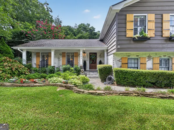 1701 Driftwood Pl, Snellville, GA 30078