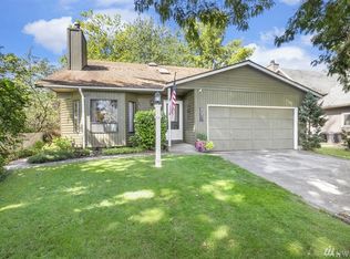 407 Pennie Ln, Bremerton, WA 98310