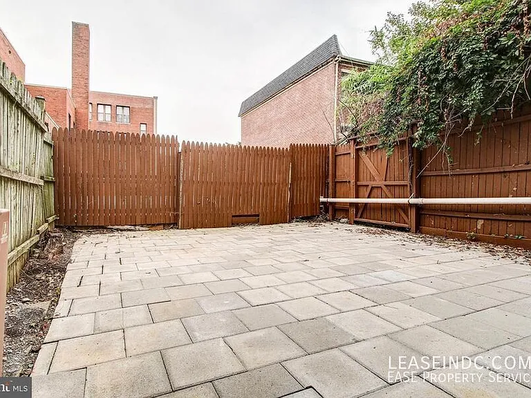 1626 Monroe St NW #1 — Photo 19