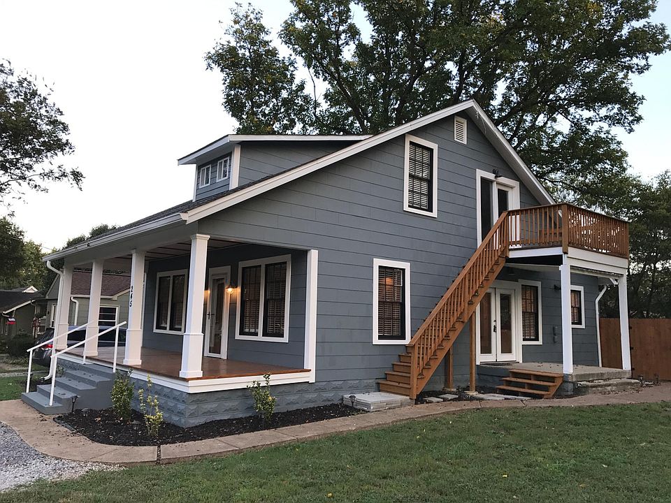 This unit is located on the top floor of this home. The bottom floor is another unit.