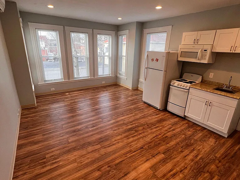 776 Main St #8 — Photo 1