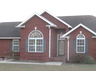 1656 Grantham Rd, Jesup, GA 31546