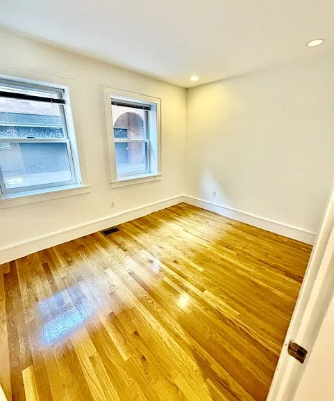 11 Thacher Ct #1 — Photo 21