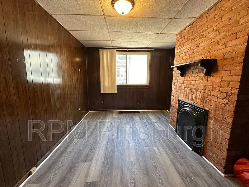 5115 Keystone St APT 1 photo 1