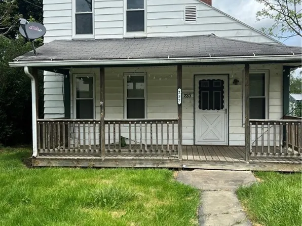 237 Maple St, Lisbon, OH 44432