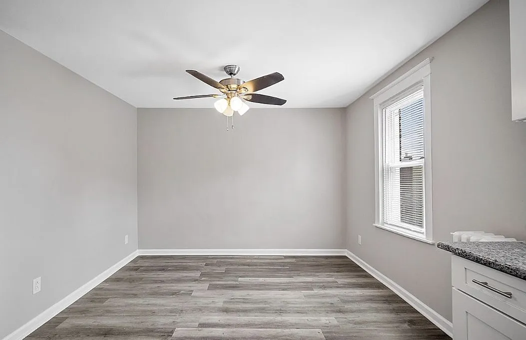 1 bed, 800 sqft, $1,100 — Photo 4