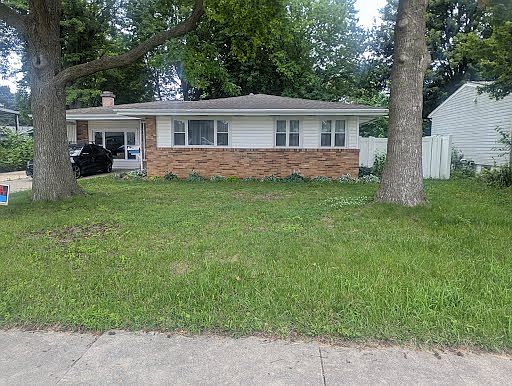 2nd image of 430 S Cryer Ave