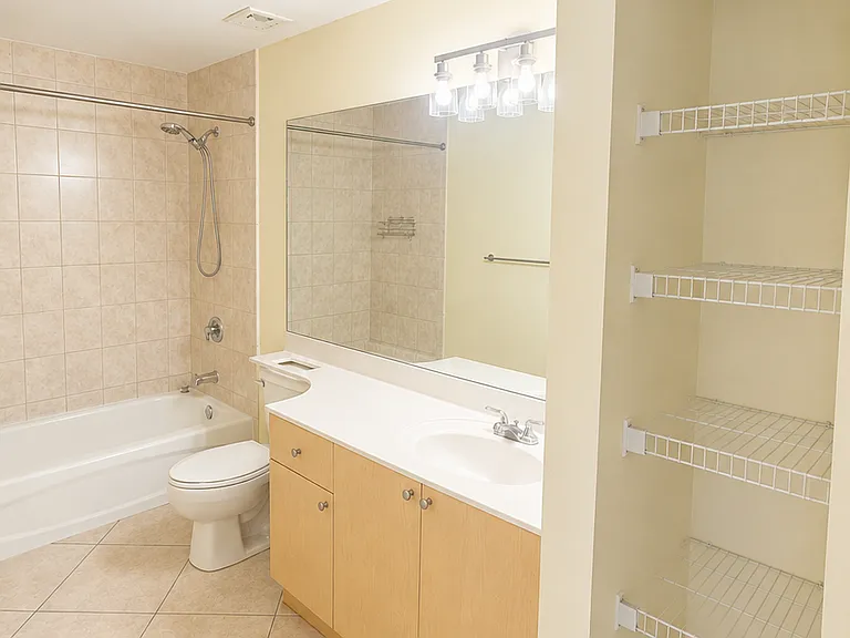 2280 SW 32nd Ave #508 — Photo 5