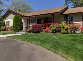 300 Overlook St, Glide, OR 97443