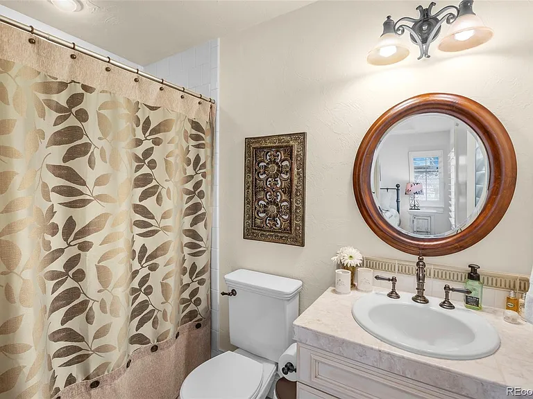65L Ash St — Photo 31