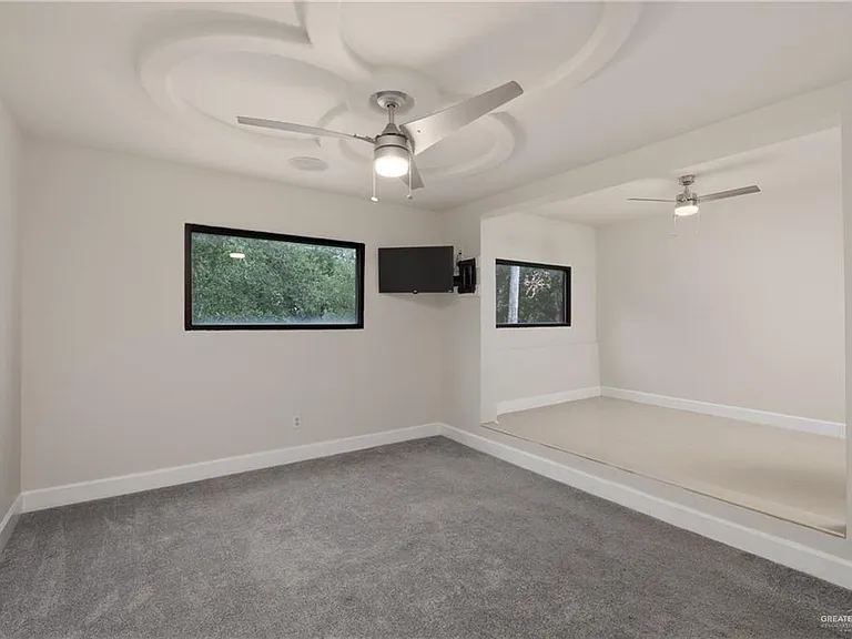 110 E Shasta Ave — Photo 13