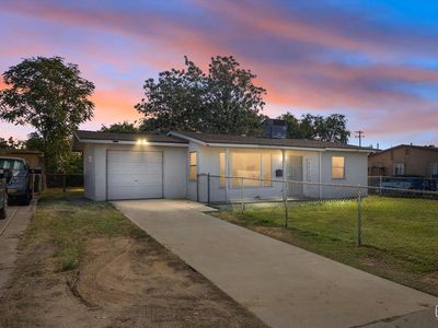 1520 Airport Dr, Bakersfield, CA, 93308