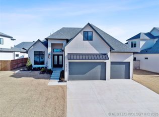 4613 S Sequoia Ave, Broken Arrow, OK 74011