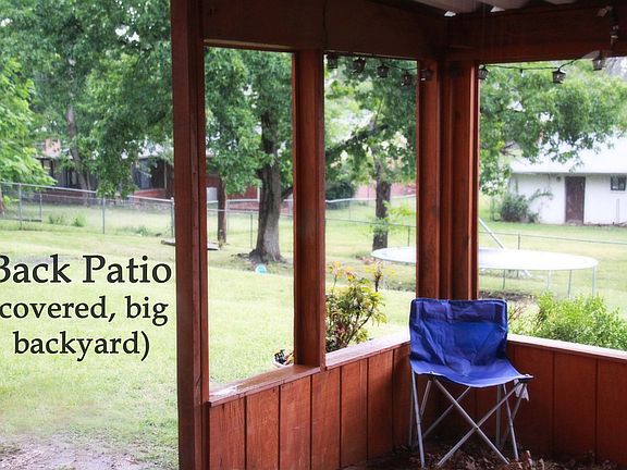 Backyard, covered patio