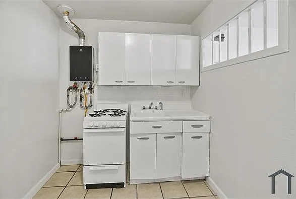1 bed, 400 sqft, $875 — Photo 4