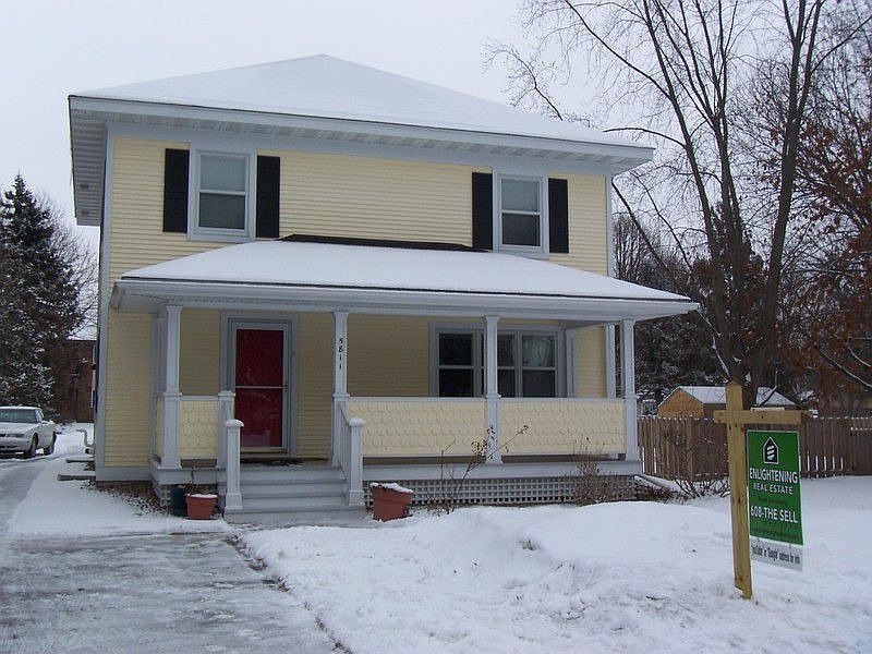 1st image of 5811 Milwaukee St