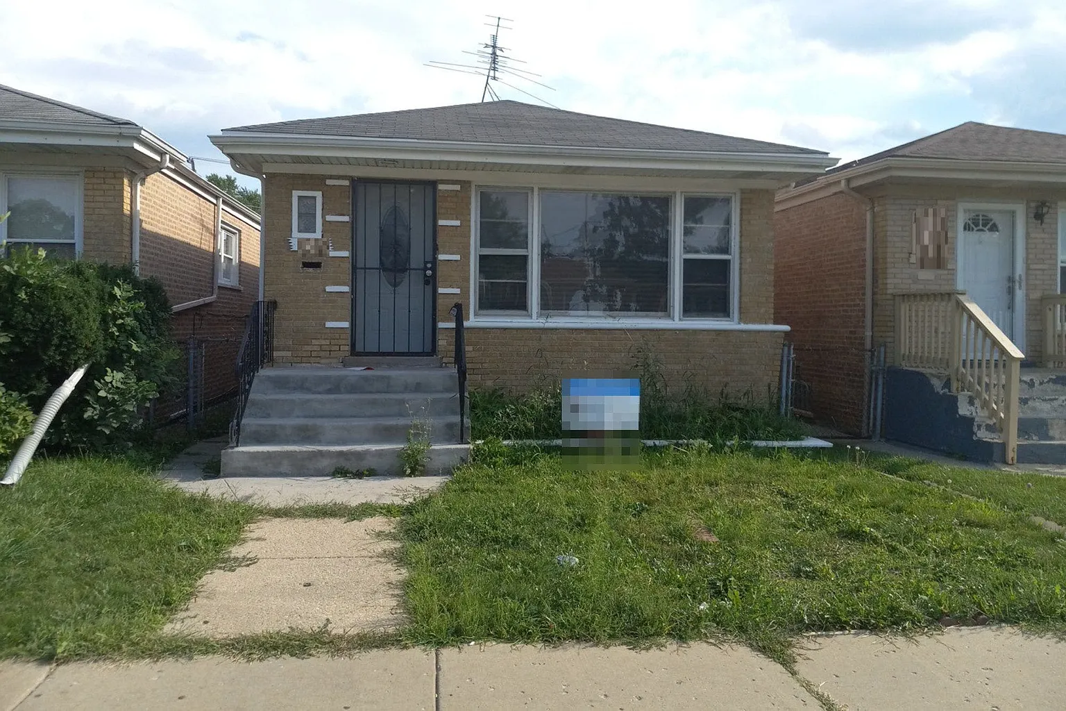 1107 W 115th St photo 1