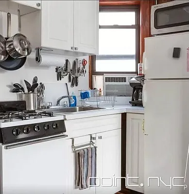 Rented by Point NYC | media 11