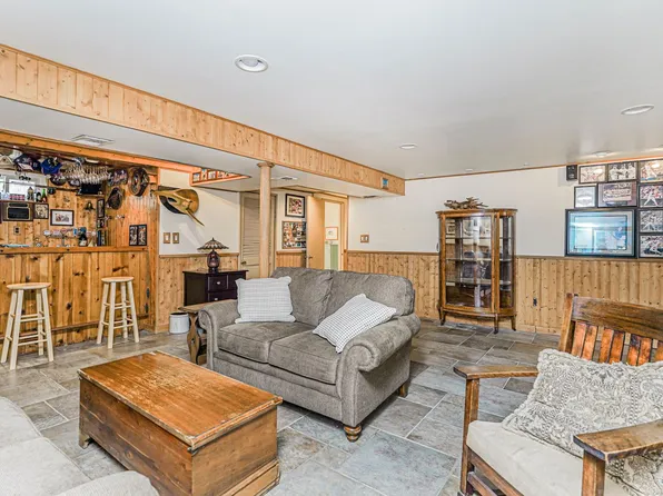 731 Rathbun Avenue image 20 of 33