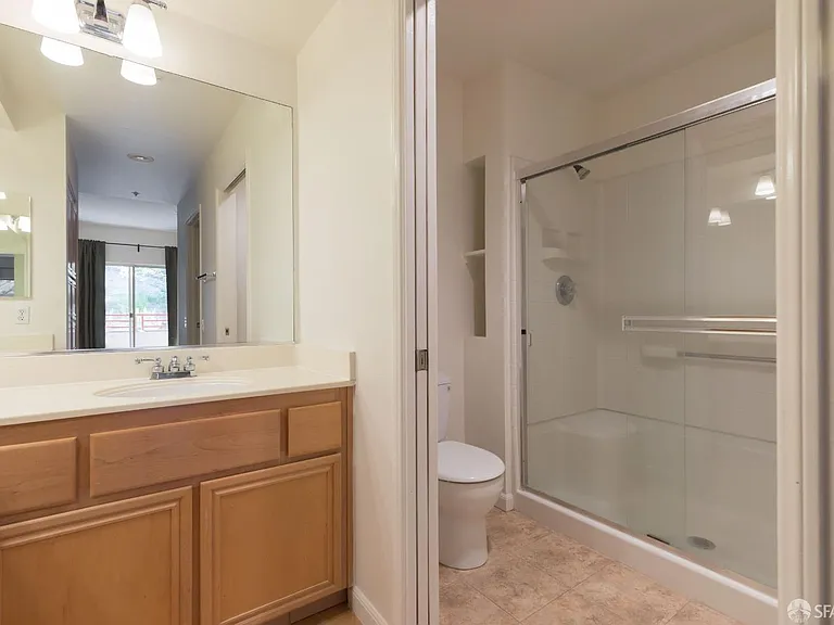 240 Caldecott Ln #108 — Photo 10