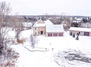 3520 N Hunters Ln, Appleton, WI 54913