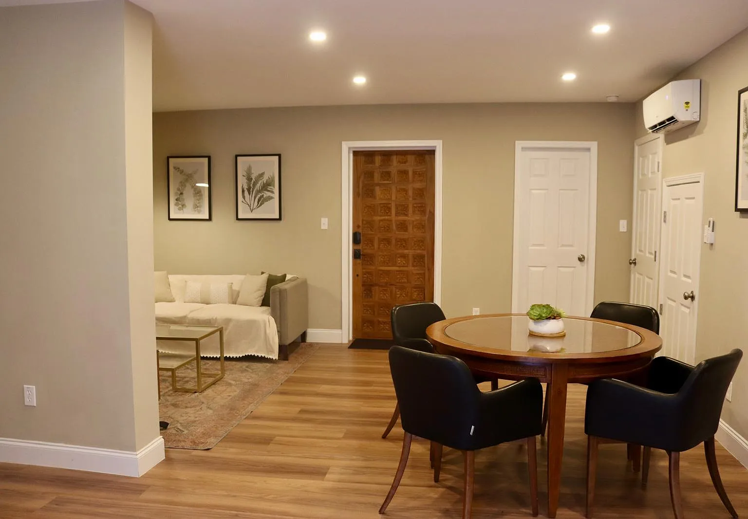 2 bed, 2.5 bath, 1178 sqft, $3,000 — Photo 2