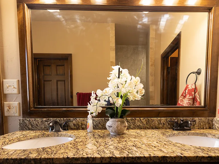17701 Griffin Gate Dr — Photo 15