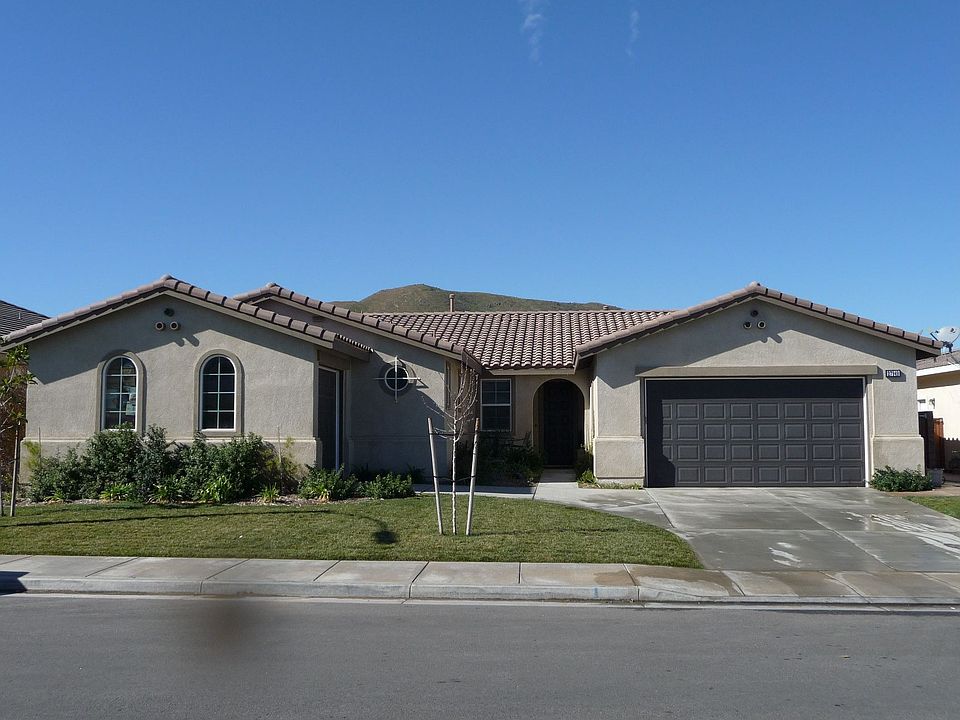1st image of 27949 Breakwater Ct