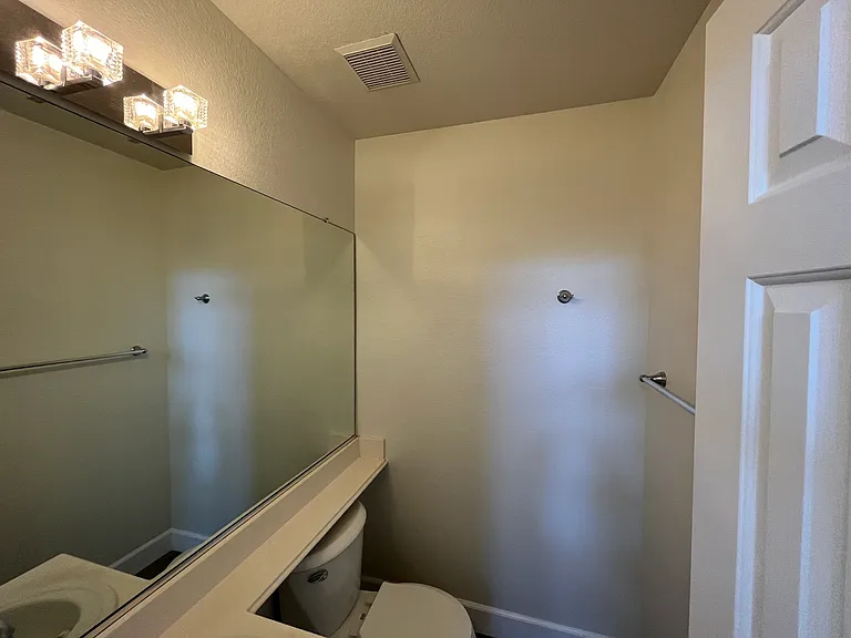 2407 Tottingham Rd — Photo 9