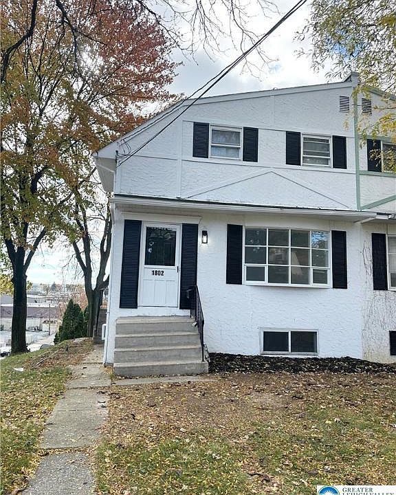 1st image of 1802 W Washington St