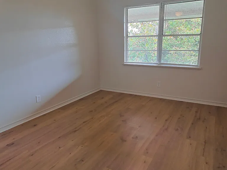 8815 Gaston Pkwy #D — Photo 6