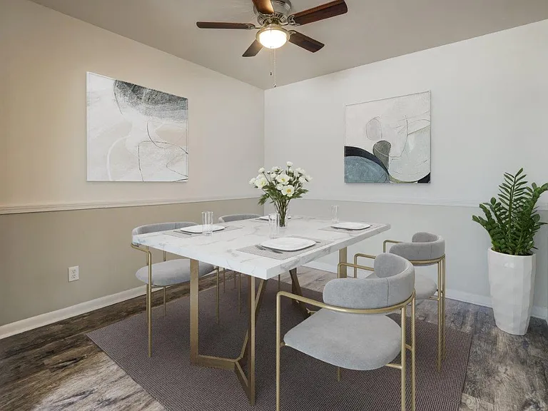 Imperial North Apartment Homes — Photo 9