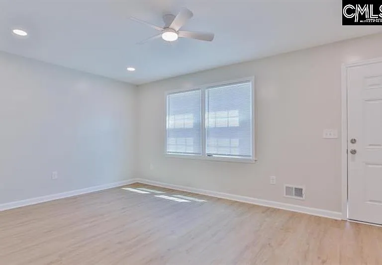2129 Apple Valley Rd #B — Photo 4