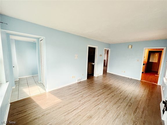 2nd image of 4409 Wellington Ave