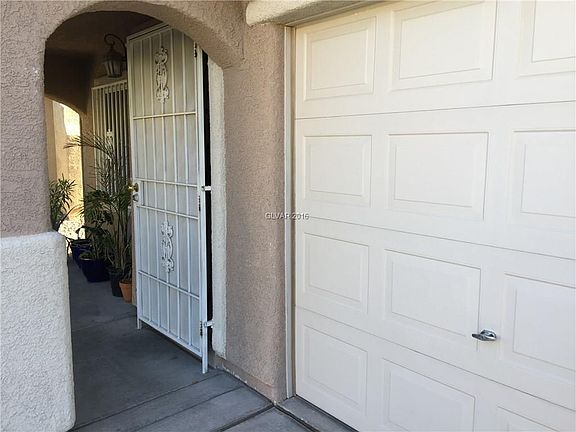 4th image of 1630 Meno Peak St