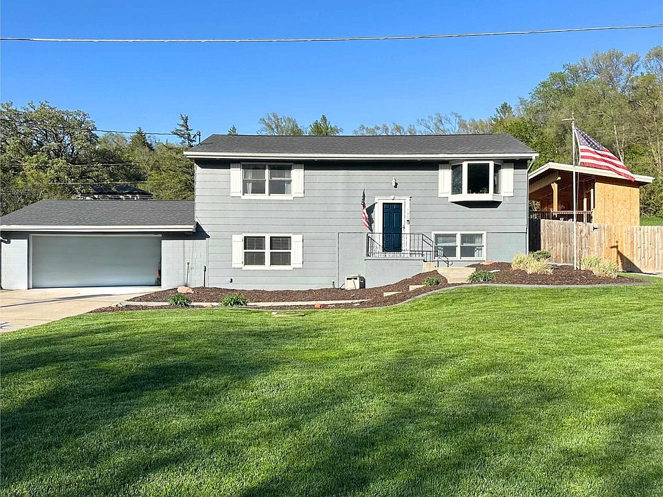 1st image of 175 Parkwood Dr
