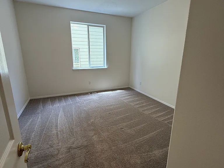 10669 SW Adele Dr — Photo 24