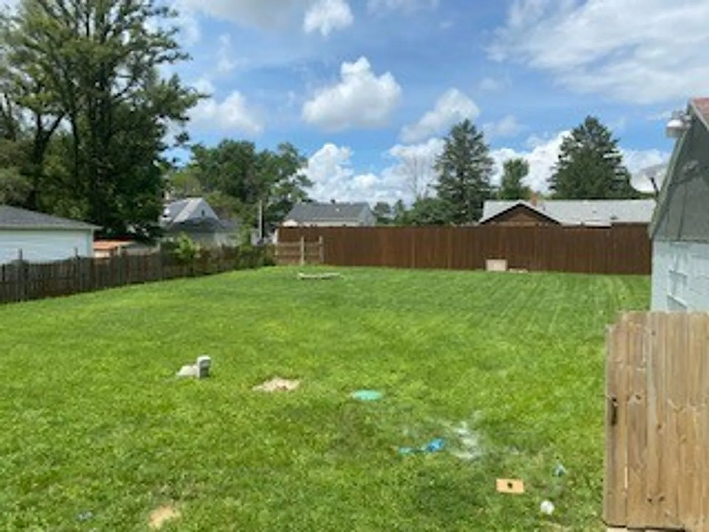Updated 2 bedroom 2 bath house in Lockport — Photo 2