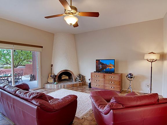 Light and Bright Great Room