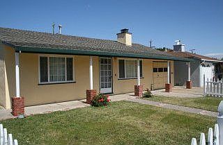 1st image of 3977 Martin Dr