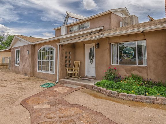 3rd image of 6602 Elwood Dr NW