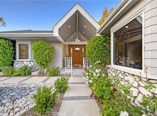 17030 Countess Pl, Encino, CA 91436