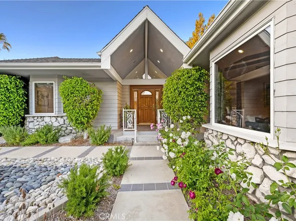 17030 Countess Pl, Encino, CA 91436