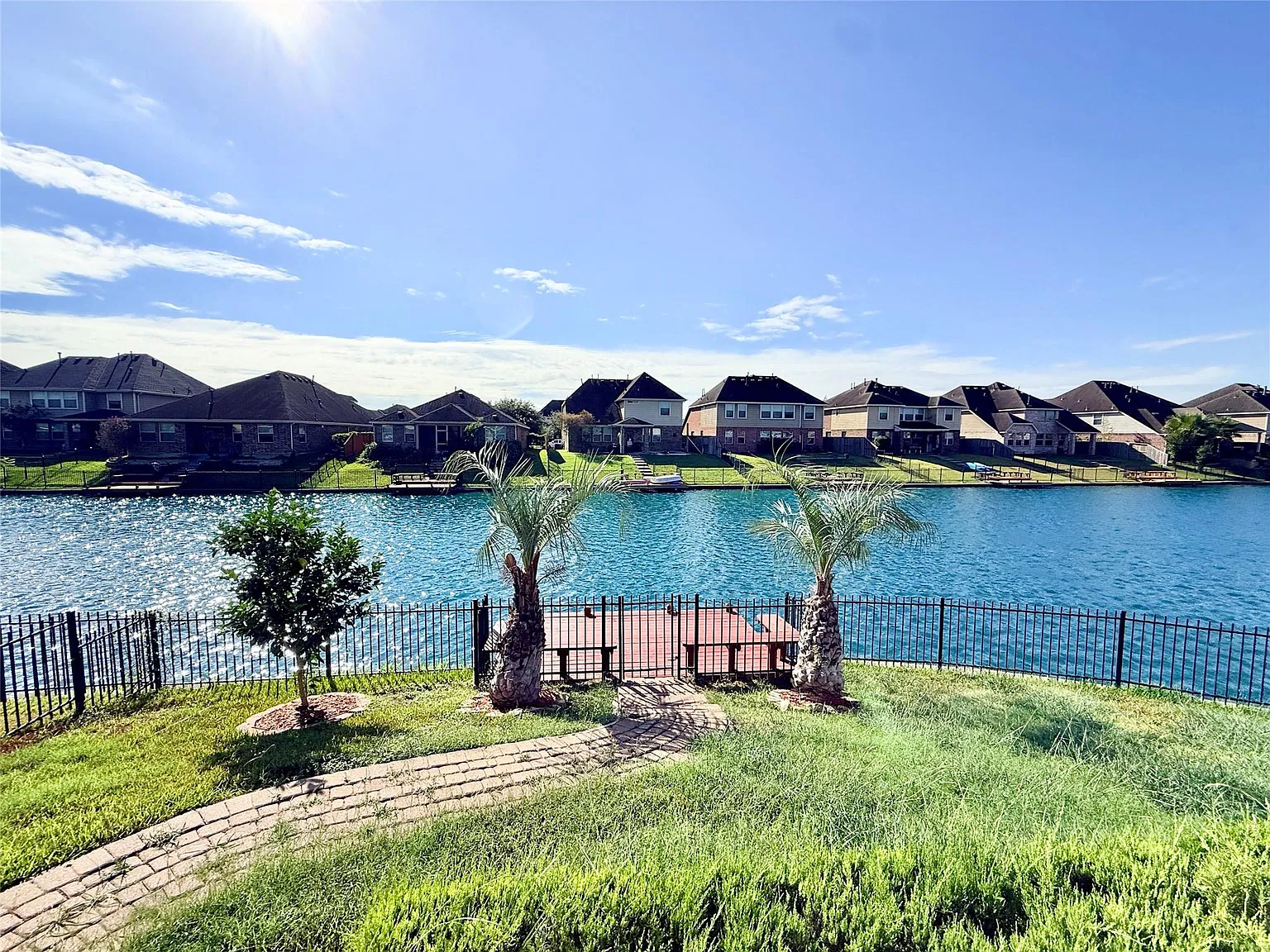 5 bed, 3.5 bath, 2959 sqft, $3,400 — Photo 3